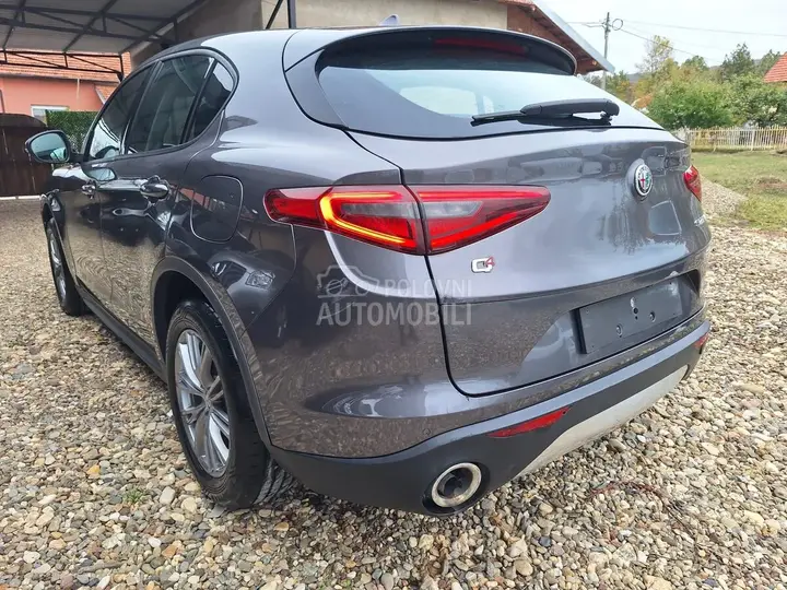 Alfa Romeo Stelvio 2019 photo 3