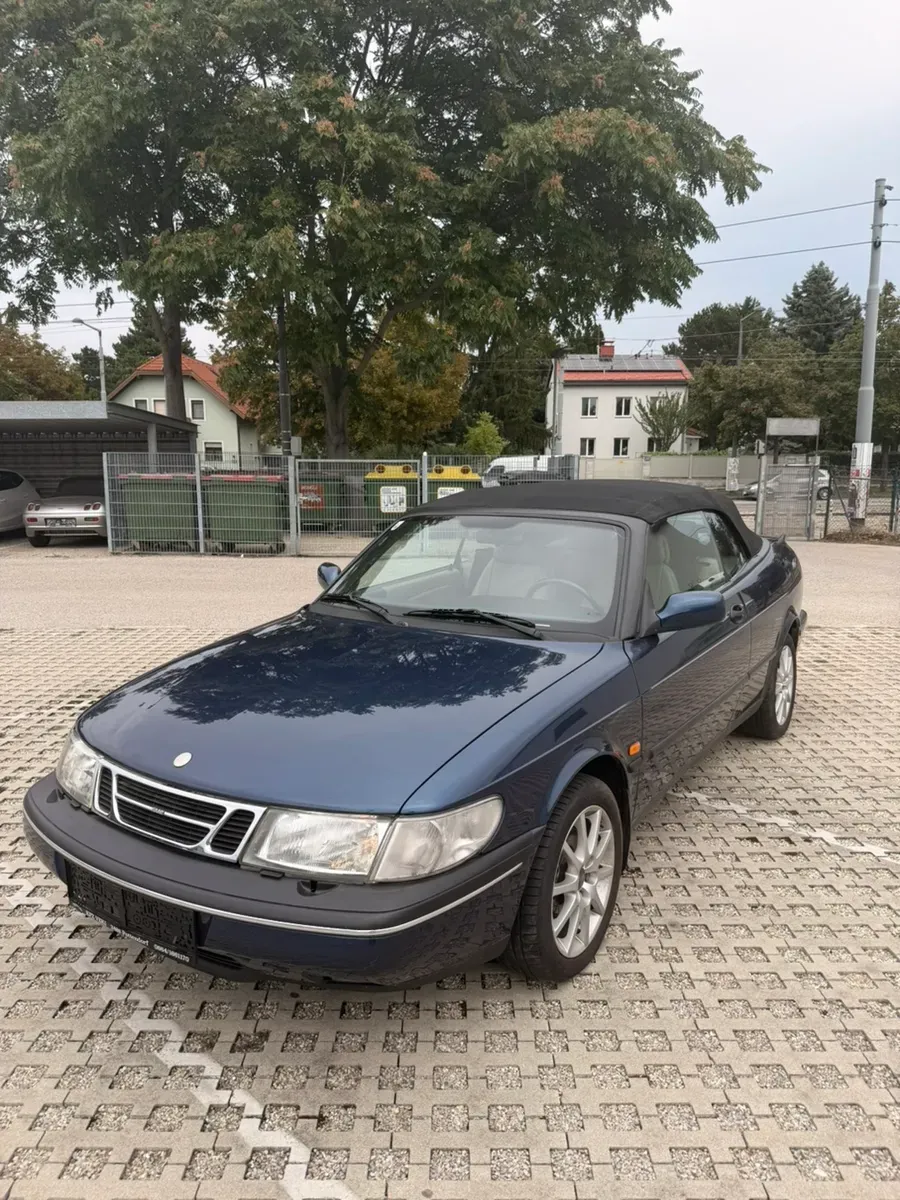 Saab 900 1995 photo 2
