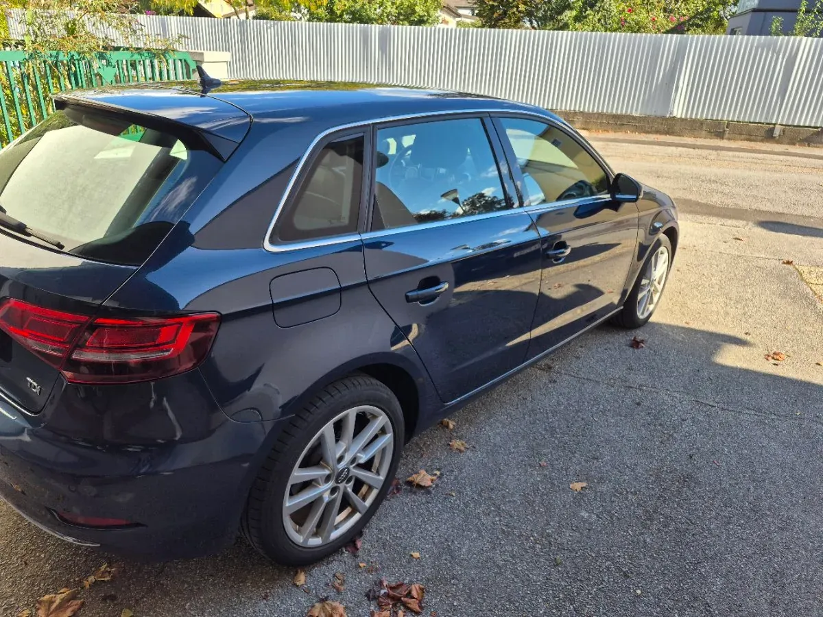 Audi A3 2016 photo 3