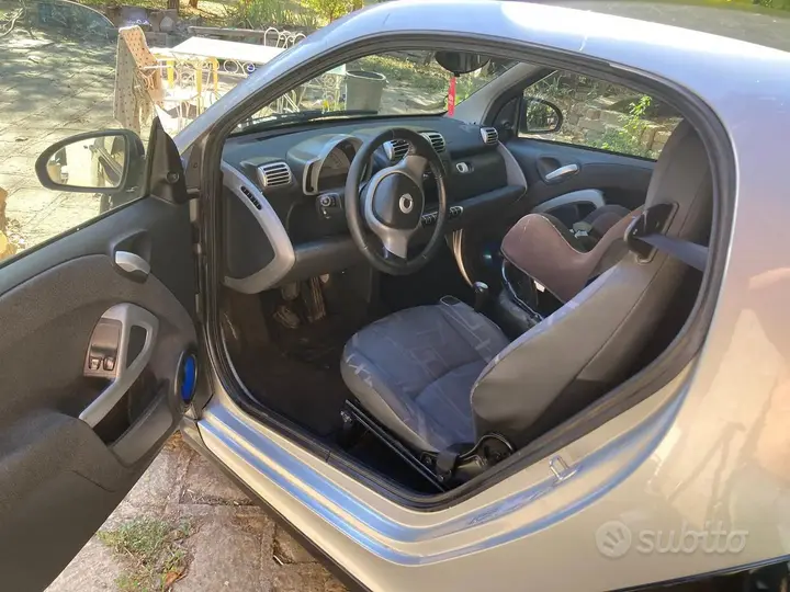 Smart Fortwo 2007 photo 2