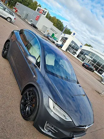 Tesla Model X 2017 photo 4