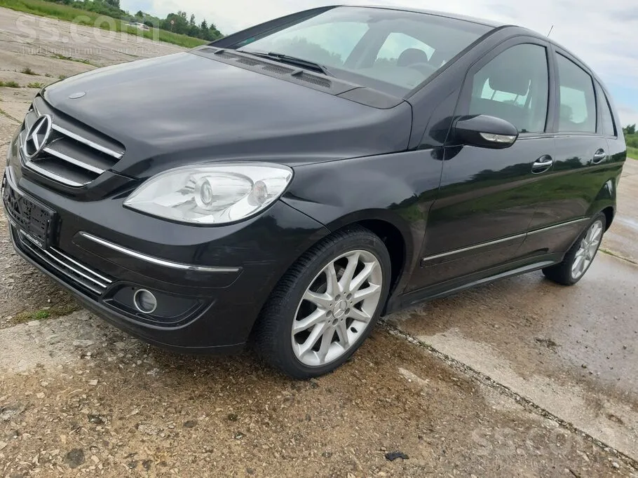 Mercedes-Benz B150