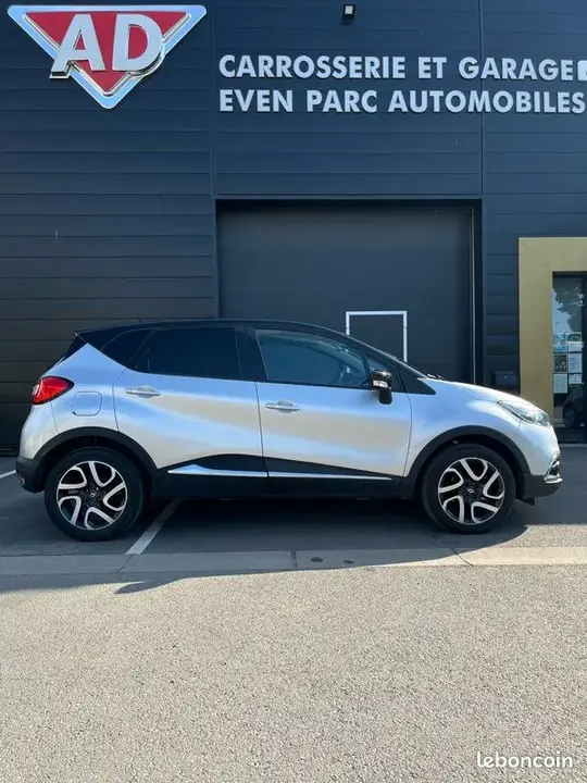 Renault Captur 2017 photo 2