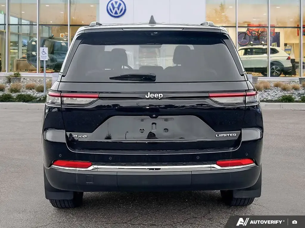 Jeep Grand Cherokee 2023 photo 4