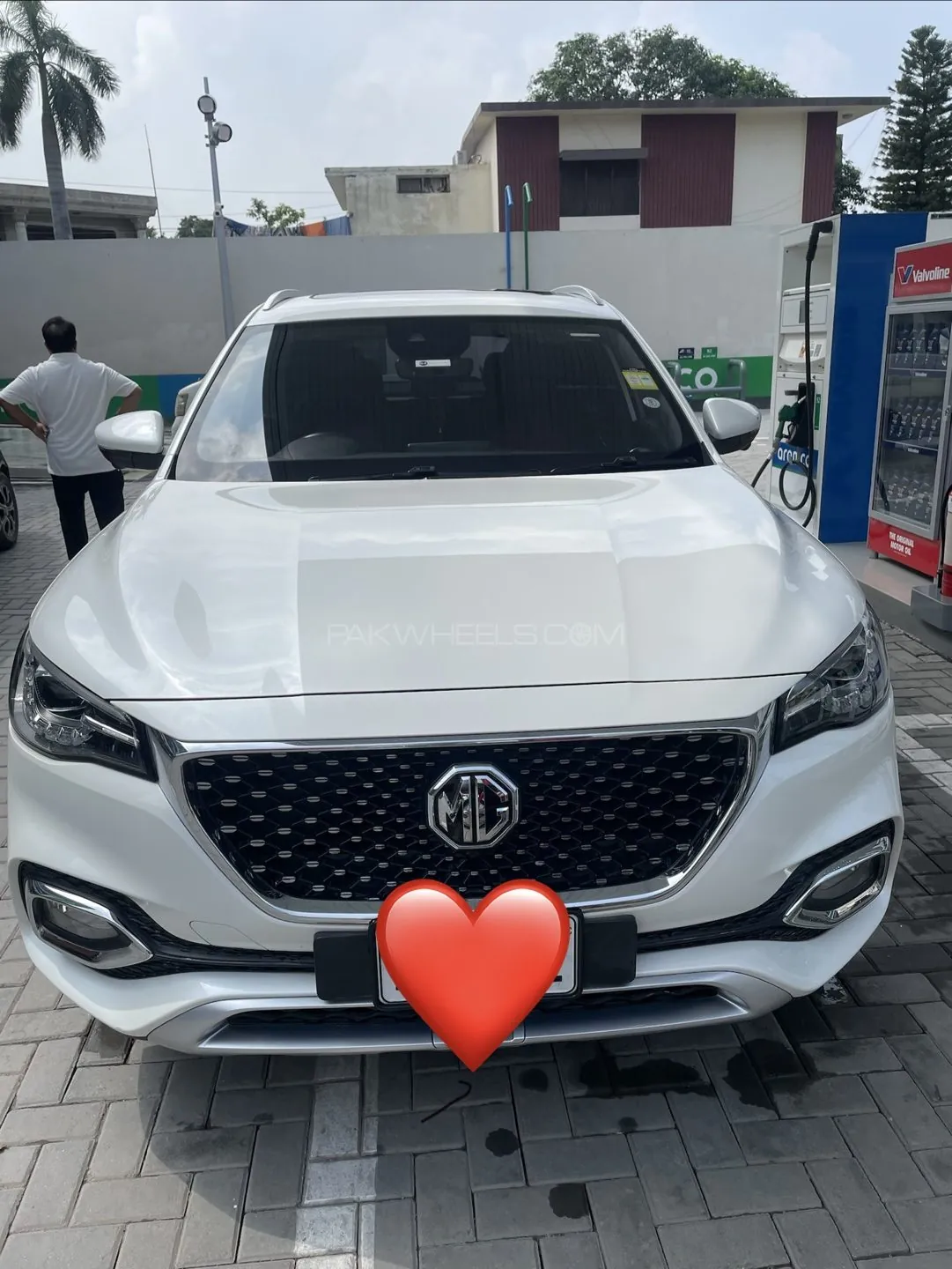 MG Hs