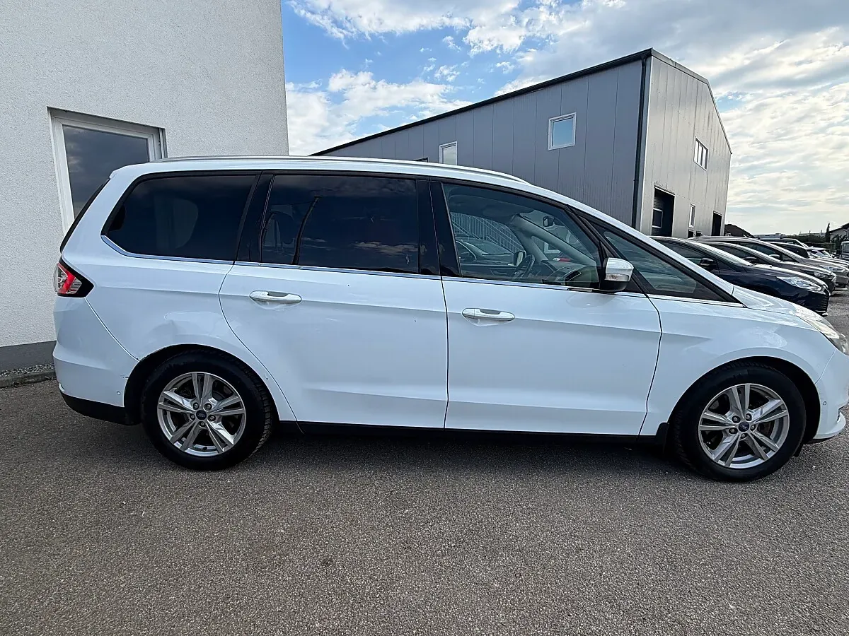 Ford Galaxy 2016 photo 3