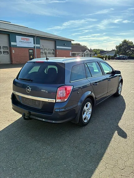 Opel Astra 2008 photo 3