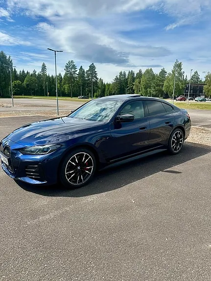 BMW I4 2023 photo 4