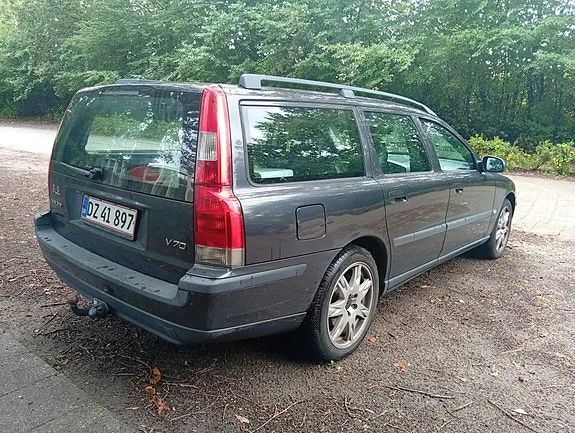 Volvo V70 2001 photo 2