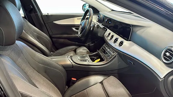 Mercedes-Benz E200 2021 photo 3