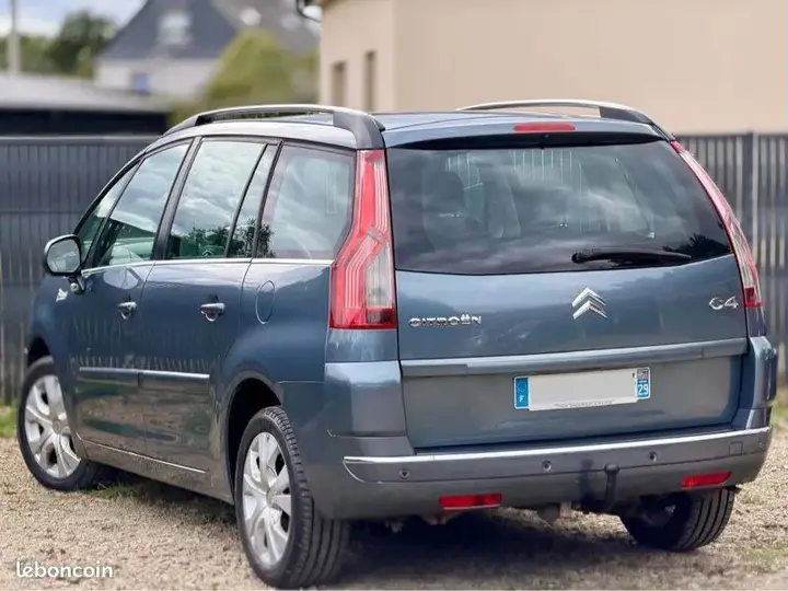 Citroen C4 Picasso 2009 photo 4