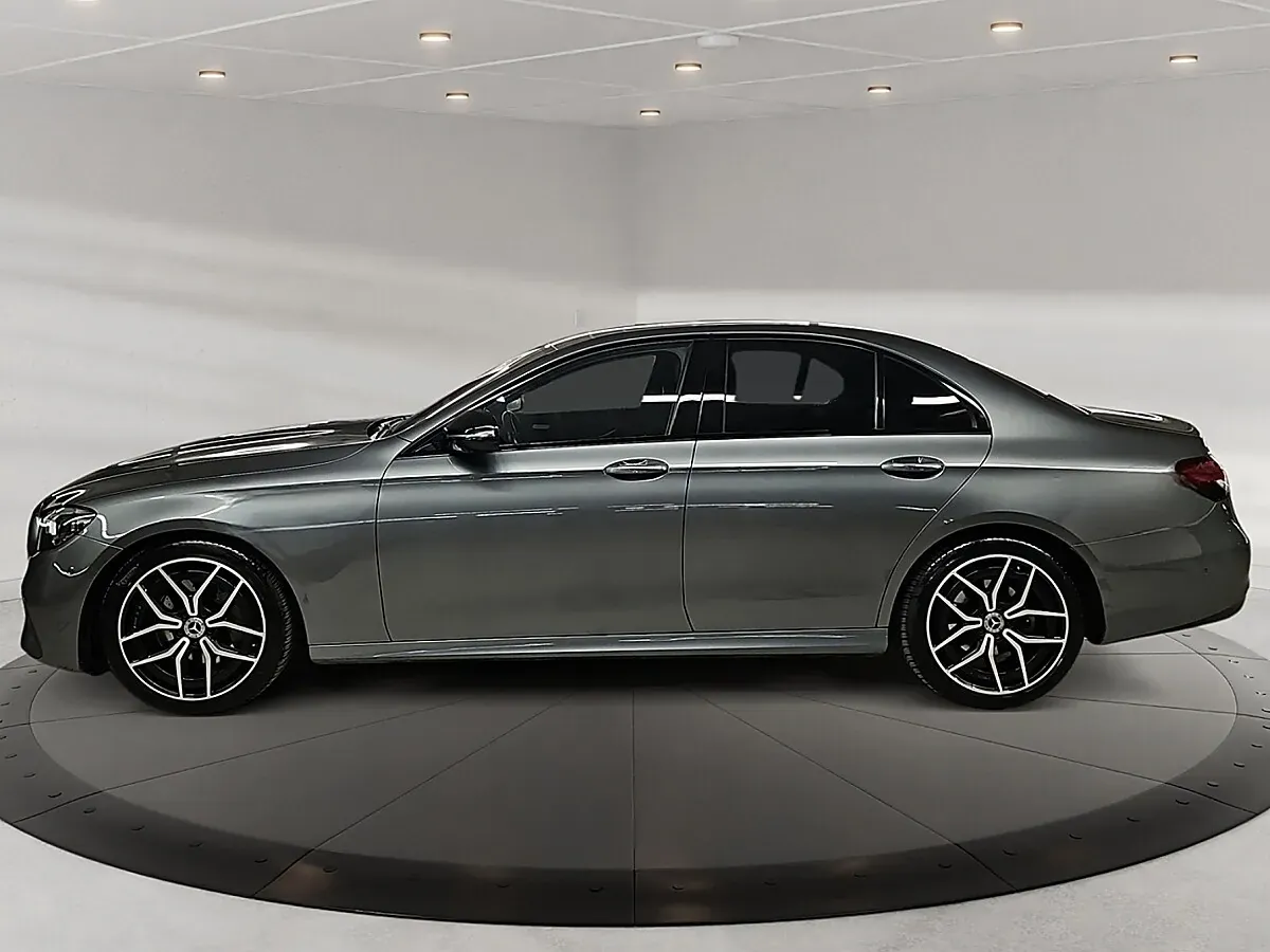 Mercedes-Benz E-Class 2020 photo 2