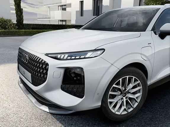 Audi Q3 2027 photo 3