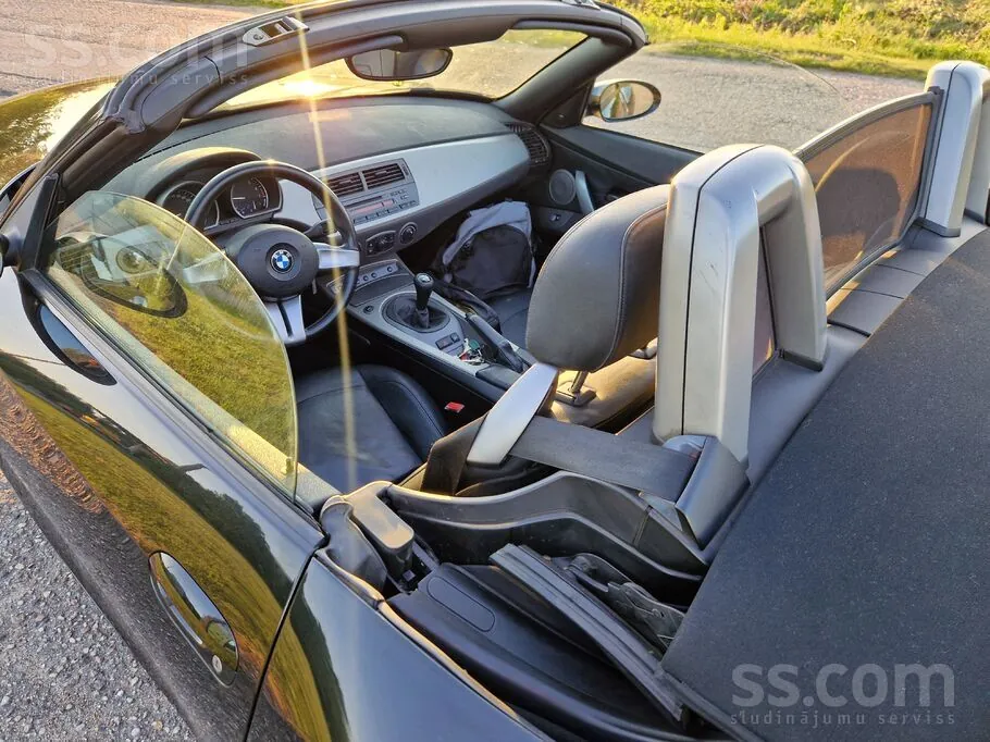 BMW Z4 2004 photo 3
