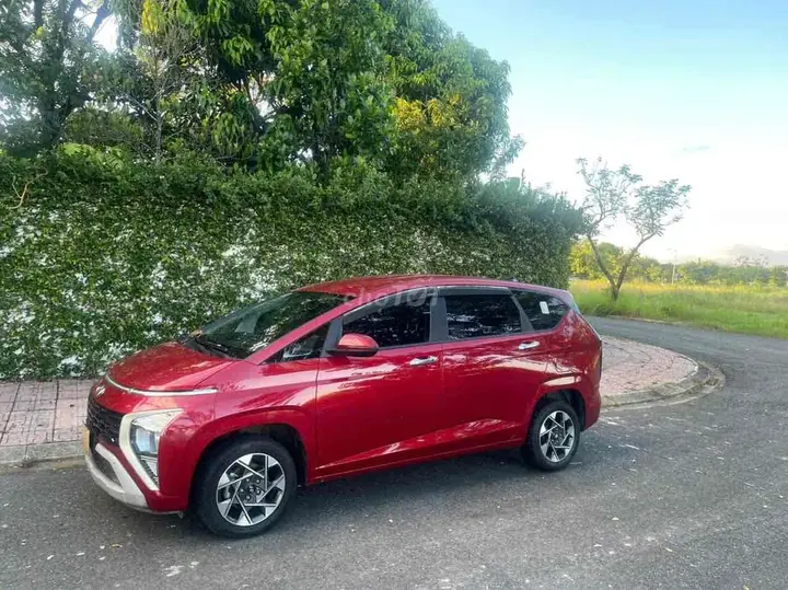 Hyundai Stargazer