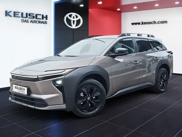 Toyota Bz4X photo 2