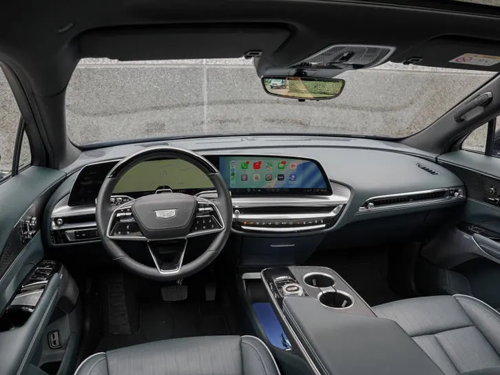 Cadillac Lyriq 2024 photo 3