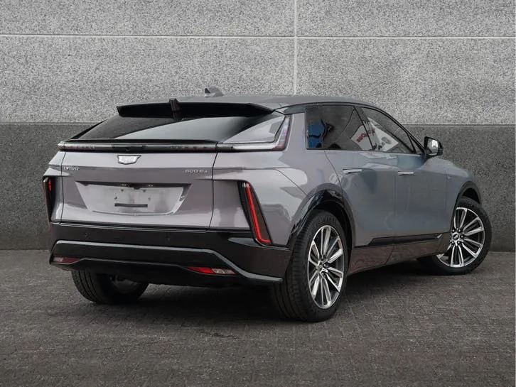 Cadillac Lyriq 2024 photo 2