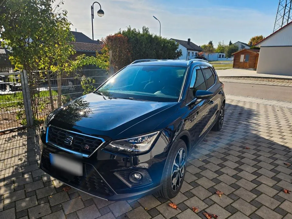 Seat Arona