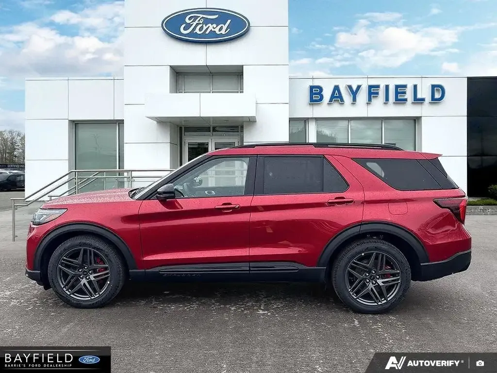 Ford Explorer 2026 photo 3