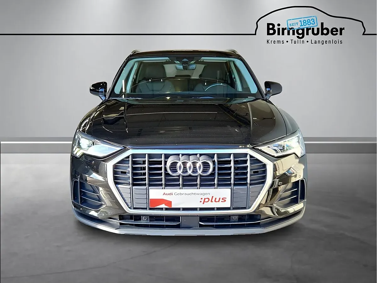 Audi Q3 2021 photo 2