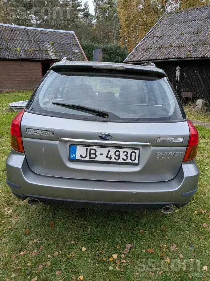 Subaru Legacy 2006 photo 4