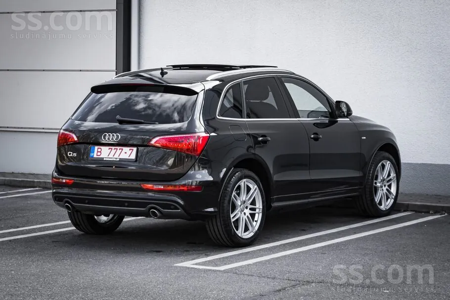 Audi Q5 2010 photo 4