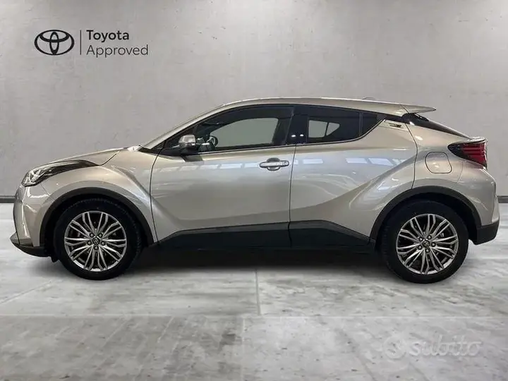 Toyota C-Hr 2023 photo 3