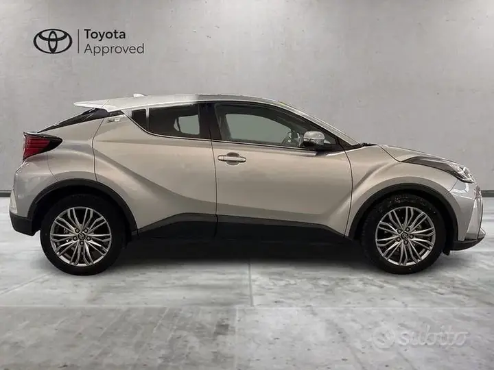 Toyota C-Hr 2023 photo 4