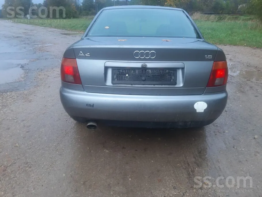 Audi A4 1997 photo 2