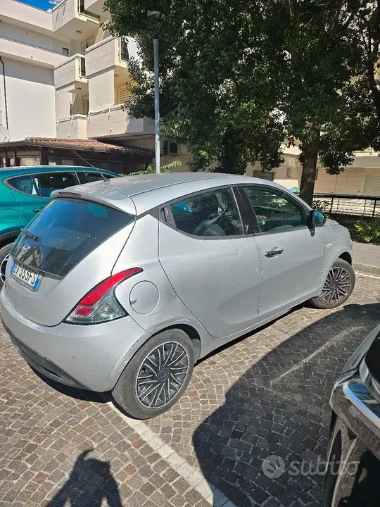 Lancia Ypsilon 2014 photo 3