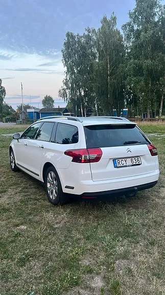 Citroen C5 2012 photo 4