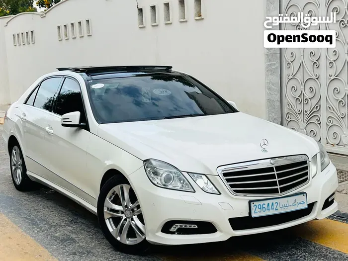 Mercedes-Benz E-Class 2011 photo 3