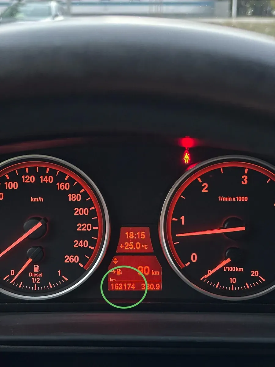 BMW 5 Series 2008 photo 2