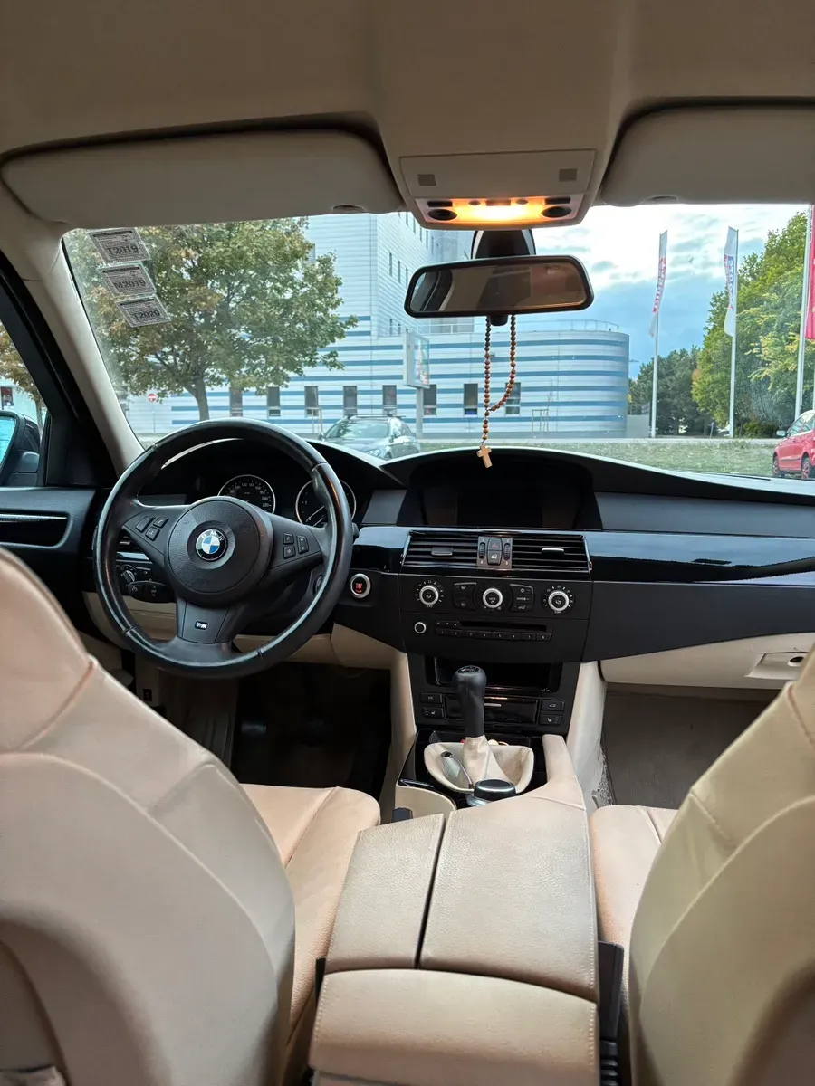 BMW 5 Series 2008 photo 3