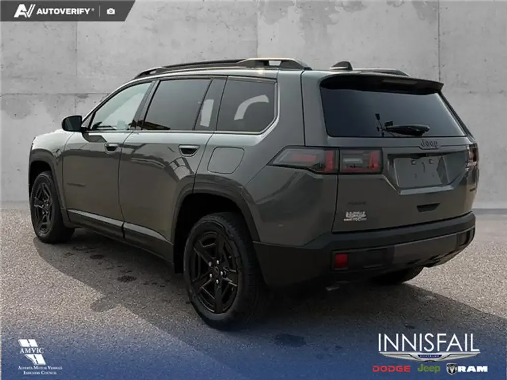 Jeep Cherokee 2026 photo 4