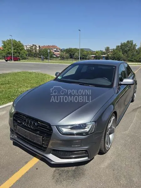 Audi A4 2012 photo 4