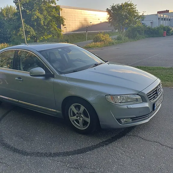 Volvo S80