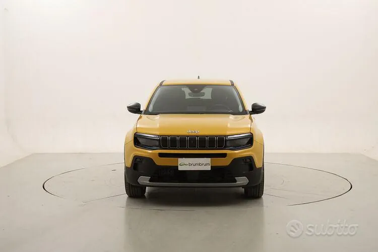 Jeep Avenger Summit 2025 photo 2