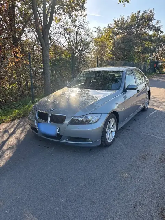 BMW 320I