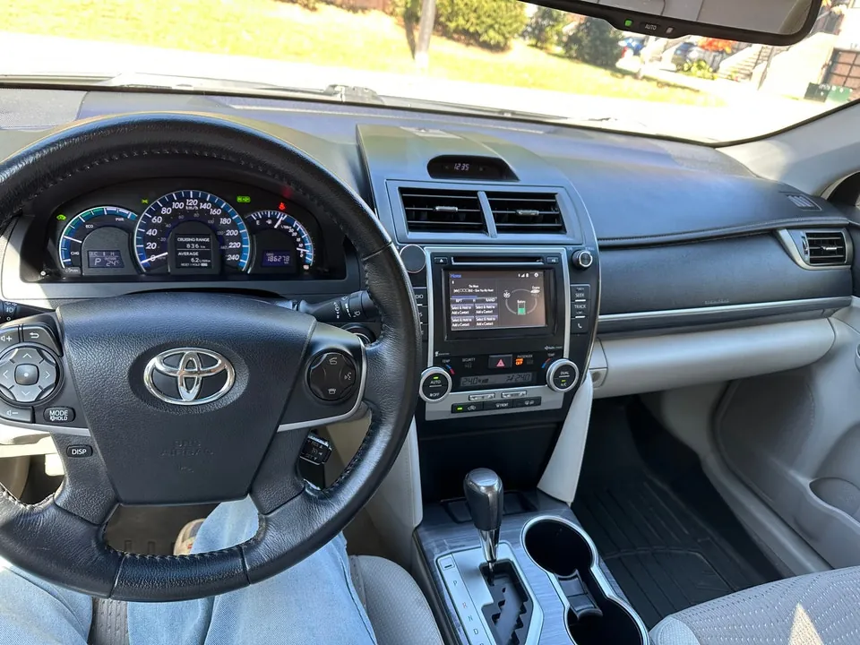 Toyota Camry 2014 photo 5