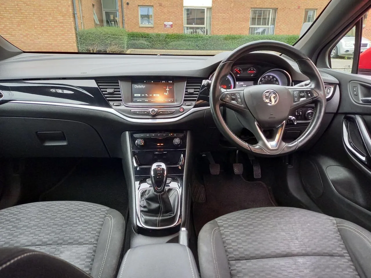 Vauxhall Astra 2016 photo 3