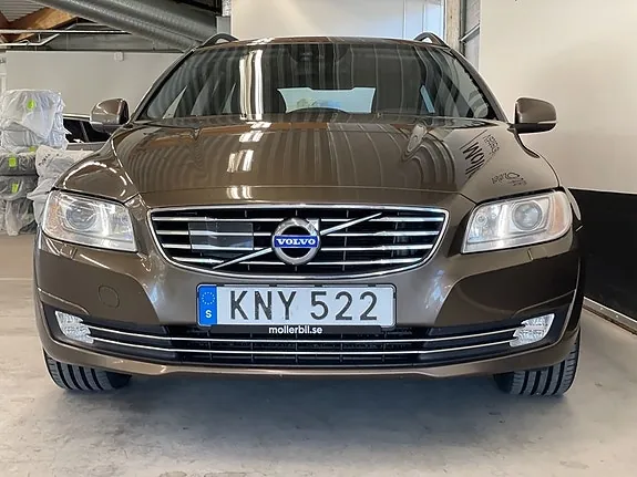 Volvo V70 2016 photo 2