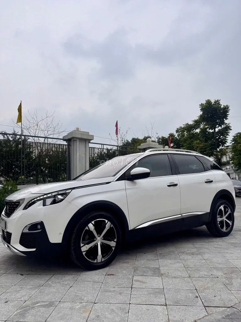 Peugeot 3008 2018 photo 2