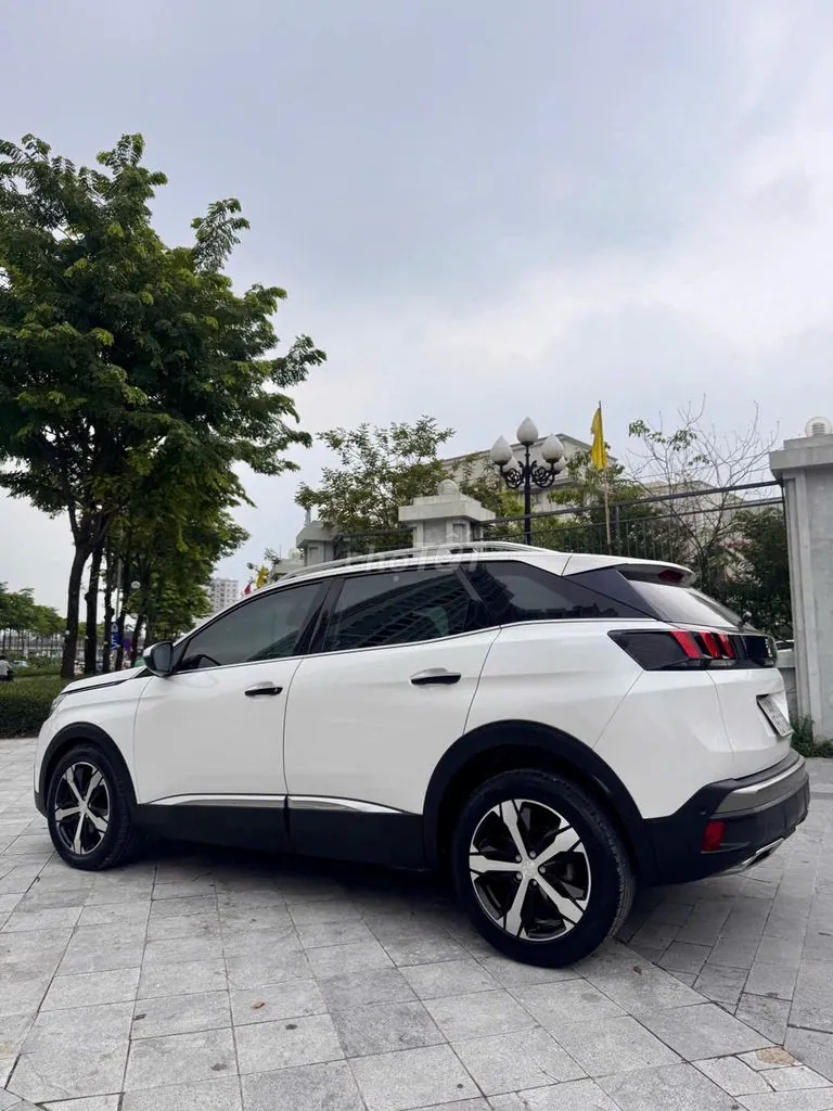 Peugeot 3008 2018 photo 4
