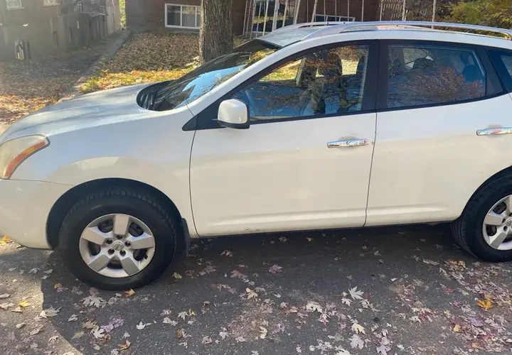Nissan Rogue 2010 photo 3