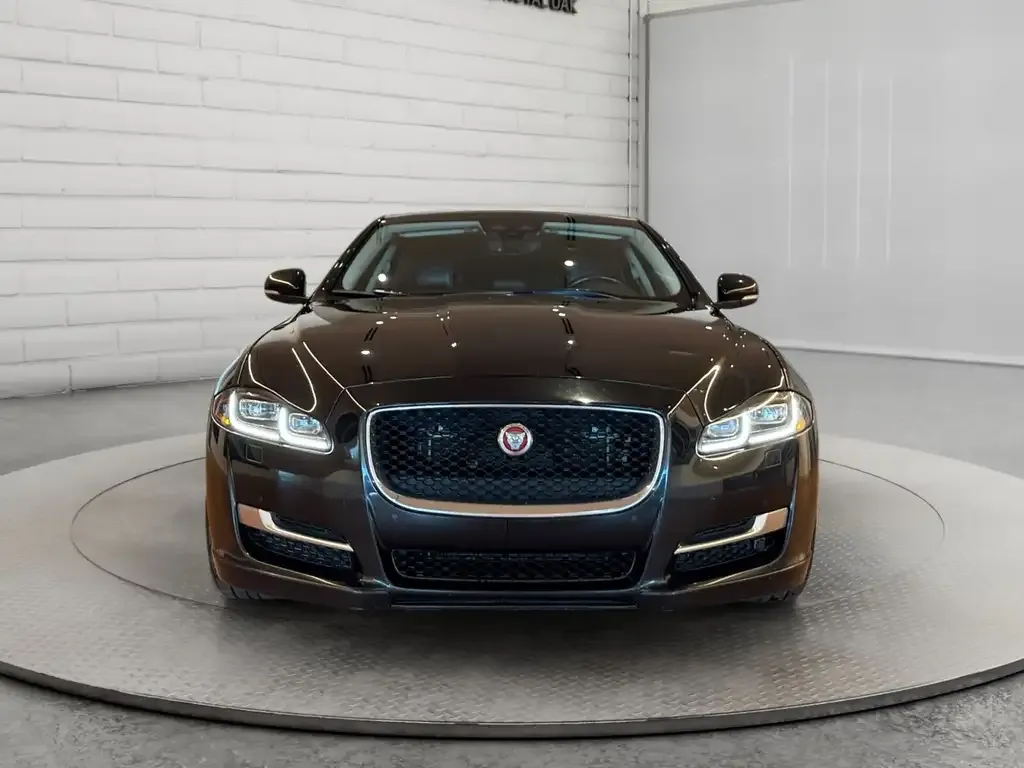 Jaguar Xj 2018 photo 2