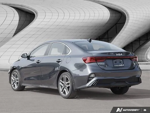 Kia Forte 2023 photo 3