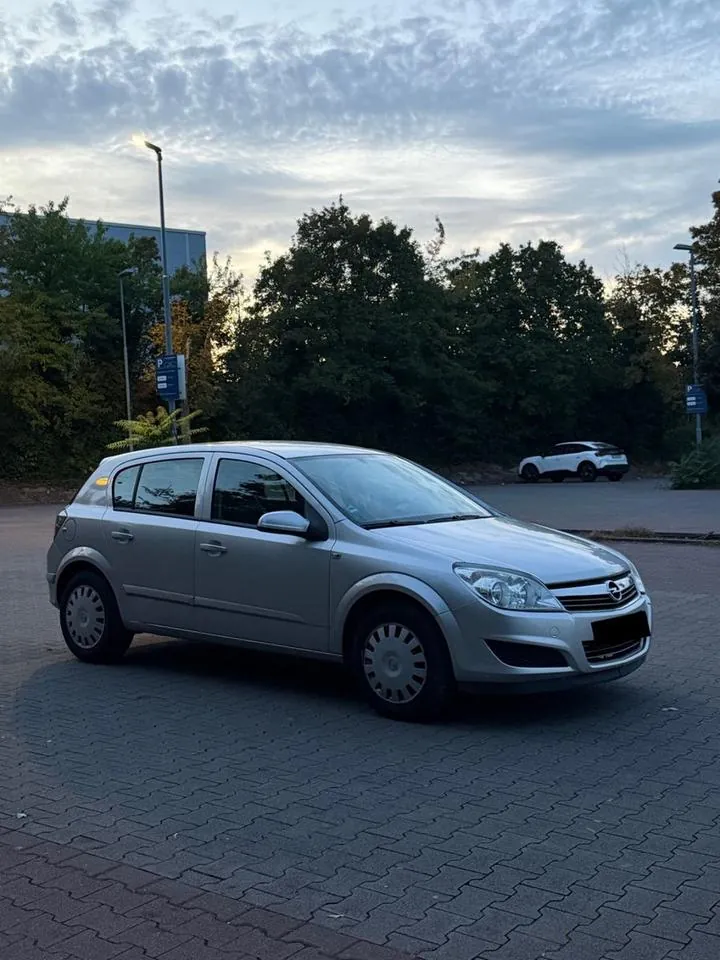 Opel Astra H