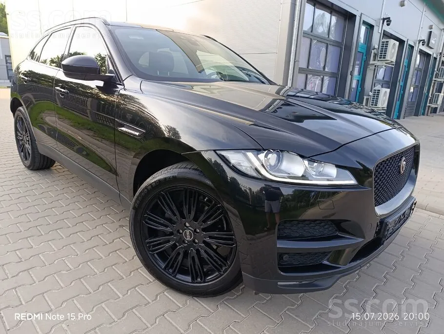 Jaguar F-Pace 2018 photo 2